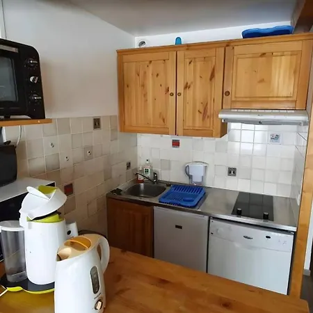 Apartment - Inout - 5 Beds Flat G-31 *