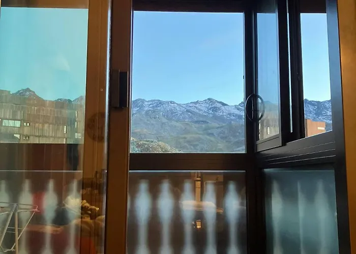 - Inout - 5 Beds Flat G-31